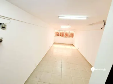 Sala Comercial para alugar, 32m² no Centro, Nova Iguaçu
