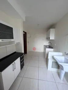Apartamento com 3 Quartos para alugar, 70m² no Cláudia, Londrina