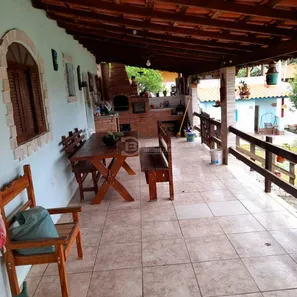 Fazenda/Sítio com 3 Quartos à venda, 135m² no centro, Biritiba Mirim