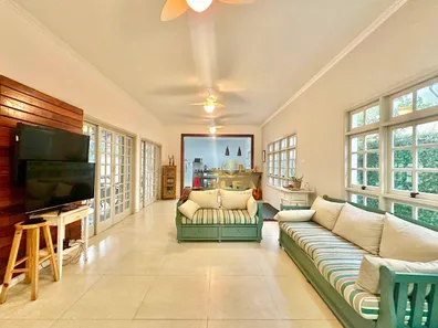 Casa de Condomínio com 3 Quartos à venda, 213m² no Balneário Praia do Pernambuco, Guarujá