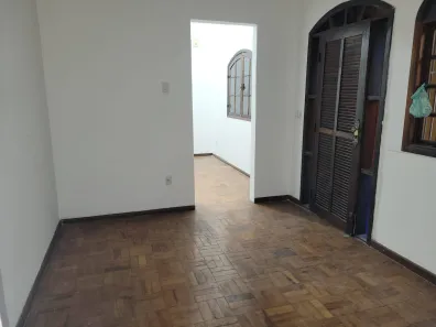 Casa com 4 Quartos para venda ou aluguel, 600m² no Campo Grande, Rio de Janeiro