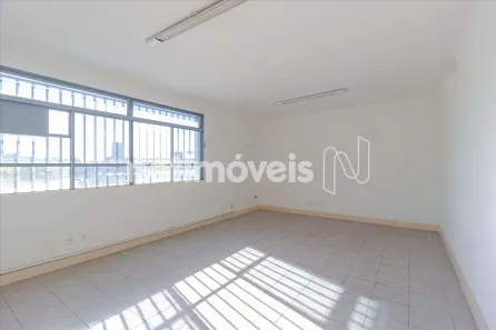 Sala Comercial para alugar, 300m² no São Luiz, Belo Horizonte