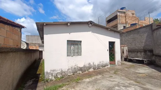 Casa com 3 Quartos à venda, 60m² no Citrolândia, Betim
