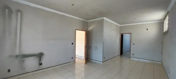 Casa com 3 Quartos à venda, 136m² no Vila Yamada, Araraquara