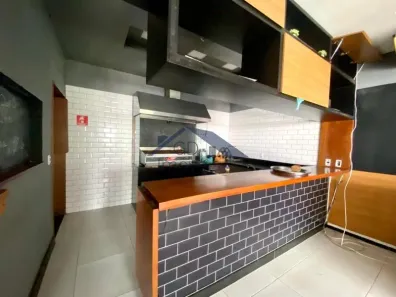 Ponto Comercial para venda ou aluguel, 50m² no Quarteirão Brasileiro, Petrópolis