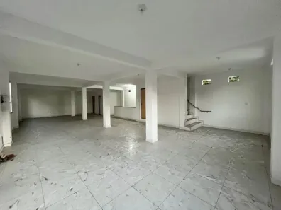 Ponto Comercial para alugar, 130m² no Vila Laura, Salvador