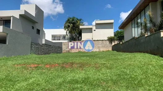 Lote/Terreno à venda, 451m² no Jardins Verona, Goiânia