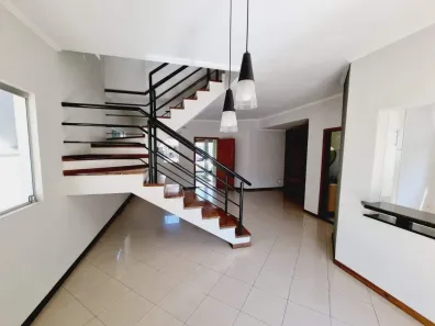 Sobrado com 3 Quartos à venda, 148m² no Campos do Conde III, Tremembé