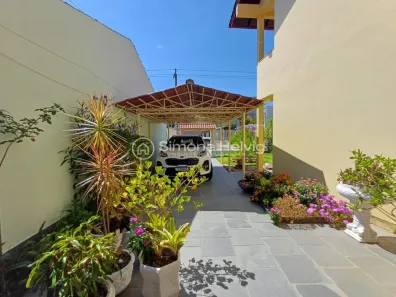 Sobrado com 4 Quartos à venda, 350m² no Centro, Guaíba