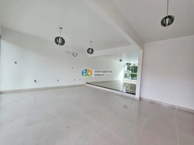 Casa de Condomínio com 3 Quartos à venda, 449m² no Adrianópolis, Manaus