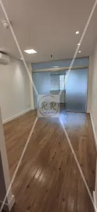 Sala Comercial com 3 Quartos para venda ou aluguel, 34m² no Pituba, Salvador