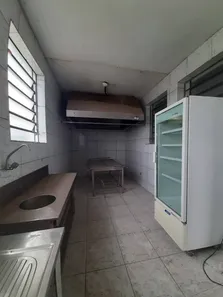 Galpão/Depósito/Armazém para venda ou aluguel, 738m² no Embu Mirim, Itapecerica da Serra