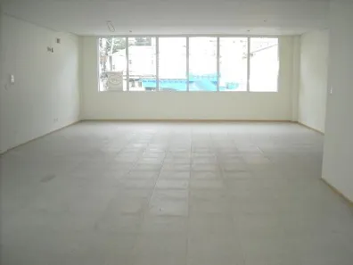Ponto Comercial para alugar, 300m² no Centro, Caxias do Sul