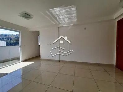 Apartamento com 2 Quartos para alugar, 59m² no Nogueira, Petrópolis