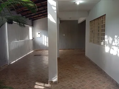 Sobrado com 5 Quartos para alugar, 198m² no Santa Maria, Brasília