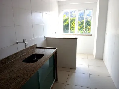 Apartamento com 2 Quartos para alugar, 62m² no Pedro do Rio, Petrópolis