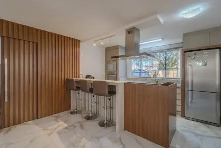 Sobrado com 4 Quartos à venda, 270m² no Balneário Praia do Pernambuco, Guarujá
