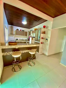 Casa com 3 Quartos à venda, 220m² no Santa Lúcia, Eunápolis