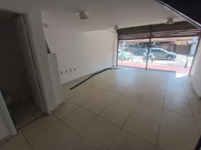 Ponto Comercial para venda ou aluguel, 56m² no Freguesia (Jacarepaguá), Rio de Janeiro