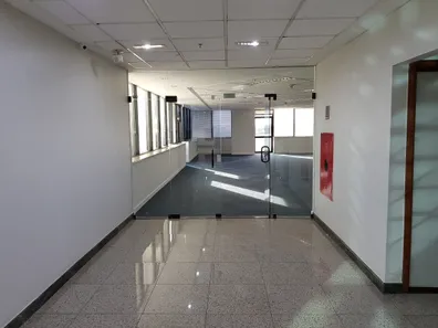 Sala Comercial para alugar, 490m² no Asa Norte, Brasília