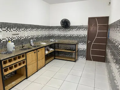 Casa de Condomínio com 3 Quartos para alugar, 100m² no São Jorge, Manaus