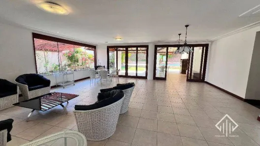 Casa de Condomínio com 5 Quartos para alugar, 471m² no Jaguaribe, Salvador
