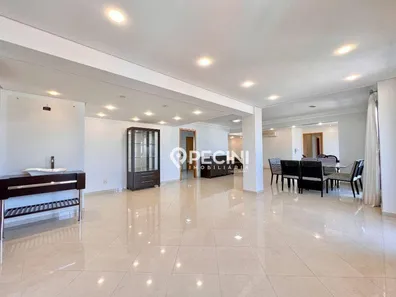 Apartamento com 5 Quartos à venda, 246m² no Centro, Rio Claro