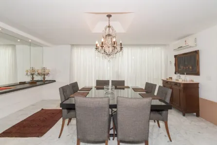 Sobrado com 5 Quartos para alugar, 900m² no Barra da Tijuca, Rio de Janeiro