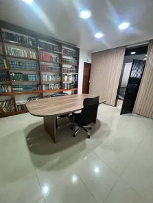 Casa com 4 Quartos à venda, 450m² no Nossa Senhora das Graças, Manaus
