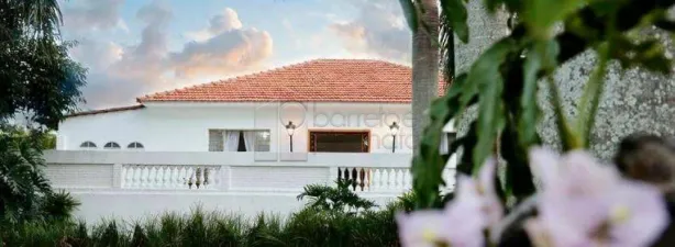 Fazenda/Sítio com 8 Quartos para alugar, 700m² no , Cabreúva