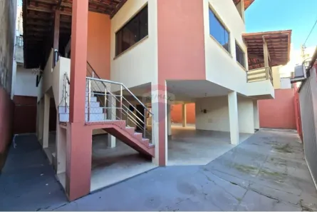 Casa com 6 Quartos à venda, 404m² no Itapuã, Salvador