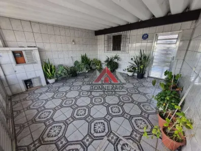 Casa com 5 Quartos para alugar, 165m² no Jardim Imperador, Suzano