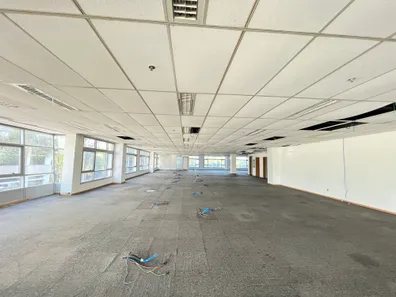 Sala Comercial à venda, 815m² no Jacarepaguá, Rio de Janeiro