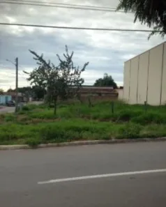 Lote/Terreno para alugar, 1000m² no Vila Rosa, Goiânia
