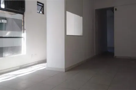 Sala Comercial para alugar, 26m² no Santa Efigênia, Belo Horizonte