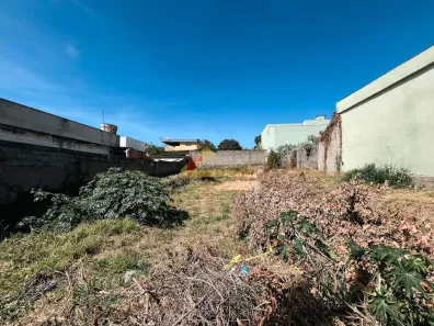 Lote/Terreno para alugar, 300m² no Chanadour, Divinópolis