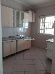 Sobrado com 3 Quartos à venda, 136m² no Jardim do Bosque, Cachoeirinha