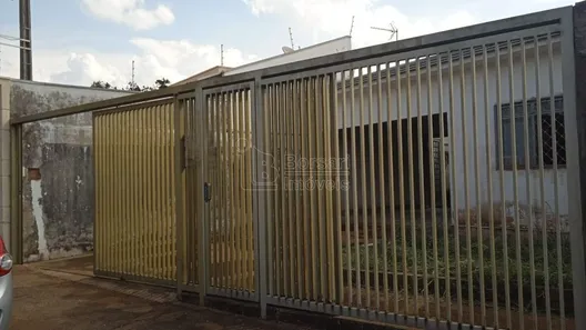 Casa com 3 Quartos à venda, 135m² no Jardim do Carmo, Araraquara