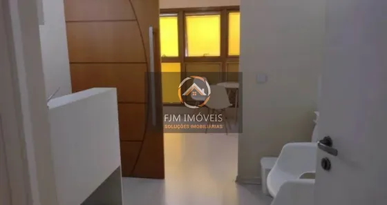 Sala Comercial à venda, 27m² no São Domingos, Niterói