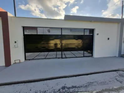 Casa com 2 Quartos à venda, 55m² no Parque 10 de Novembro, Manaus