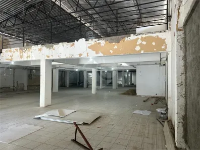 Galpão/Depósito/Armazém para venda ou aluguel, 810m² no Pitanguinha, Maceió