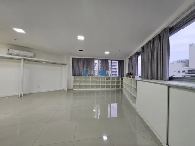 Sala Comercial para alugar, 45m² no Barra Olímpica, Rio de Janeiro