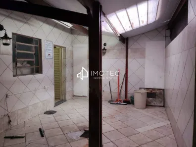 Ponto Comercial para alugar, 140m² no Santa Efigênia, Belo Horizonte