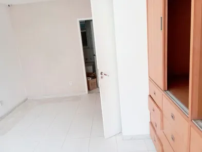 Sala Comercial para alugar, 300m² no Pituba, Salvador