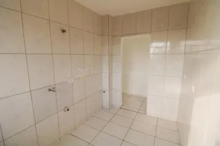Kitnet com 1 Quarto para alugar, 38m² no Zona 07, Maringá
