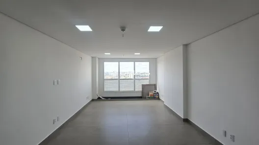 Sala Comercial com 1 Quarto para venda ou aluguel, 37m² no Jundiaí, Anápolis