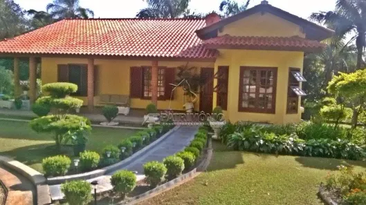 Casa com 3 Quartos à venda, 557m² no Centro, Araçoiaba da Serra