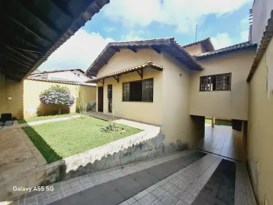 Sobrado com 4 Quartos para alugar, 213m² no Jardim Carlos Cooper, Suzano