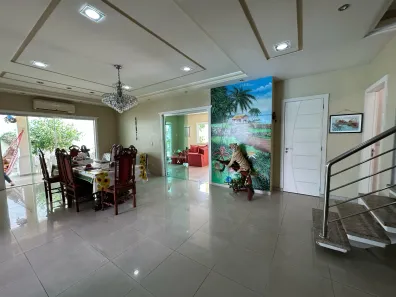 Casa de Condomínio com 6 Quartos à venda, 300m² no Compensa, Manaus