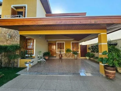 Casa de Condomínio com 3 Quartos para alugar, 235m² no Jardim Independência, Taubaté